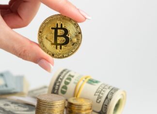 Bitcoin torna a ruggire, previsioni da $ 100.000